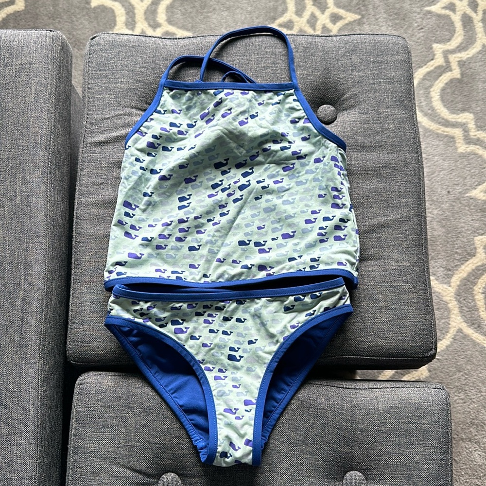 Vineyard vines swimsuit girls